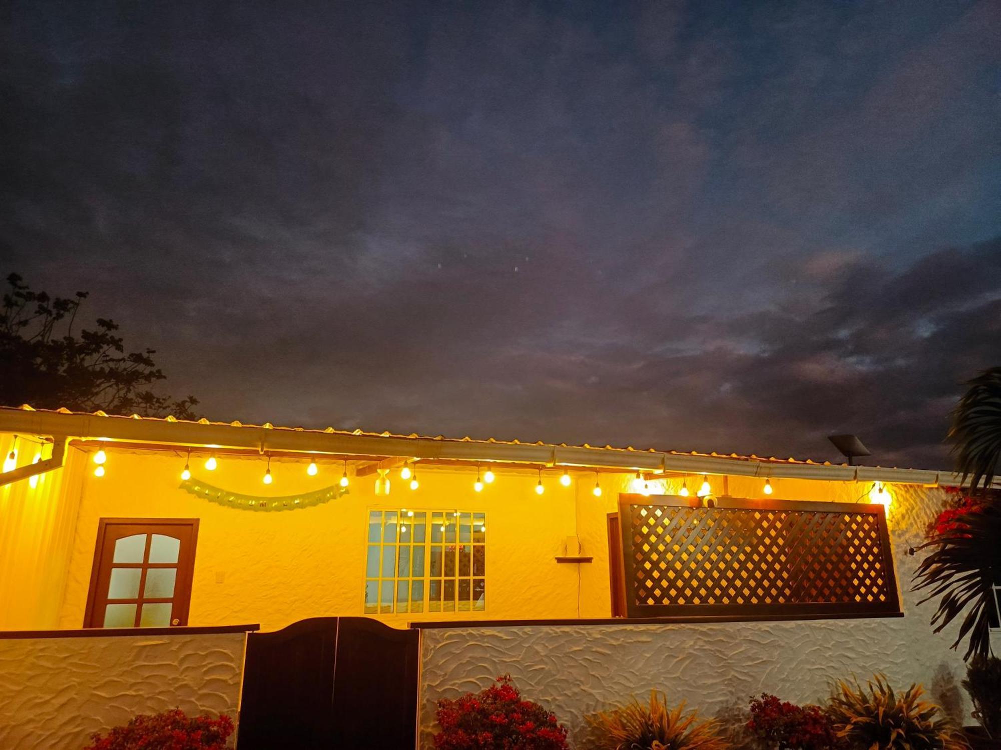 Habitacion Con Bano, Cocina E Internet Satelital Starlink Puerto Baquerizo Moreno Exterior photo